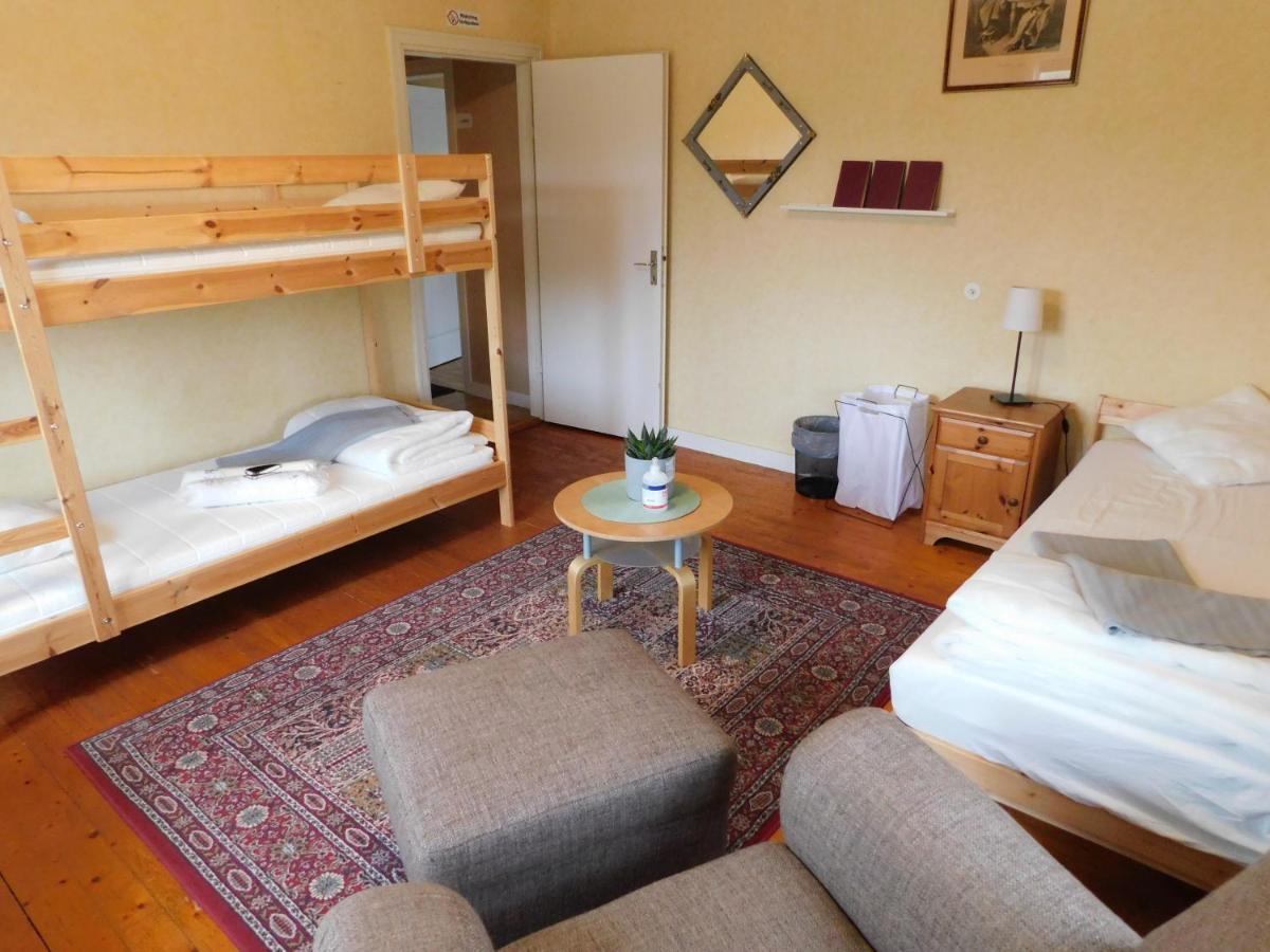Solgarden Vandrarhem Hostal B&B Blackstad Экстерьер фото